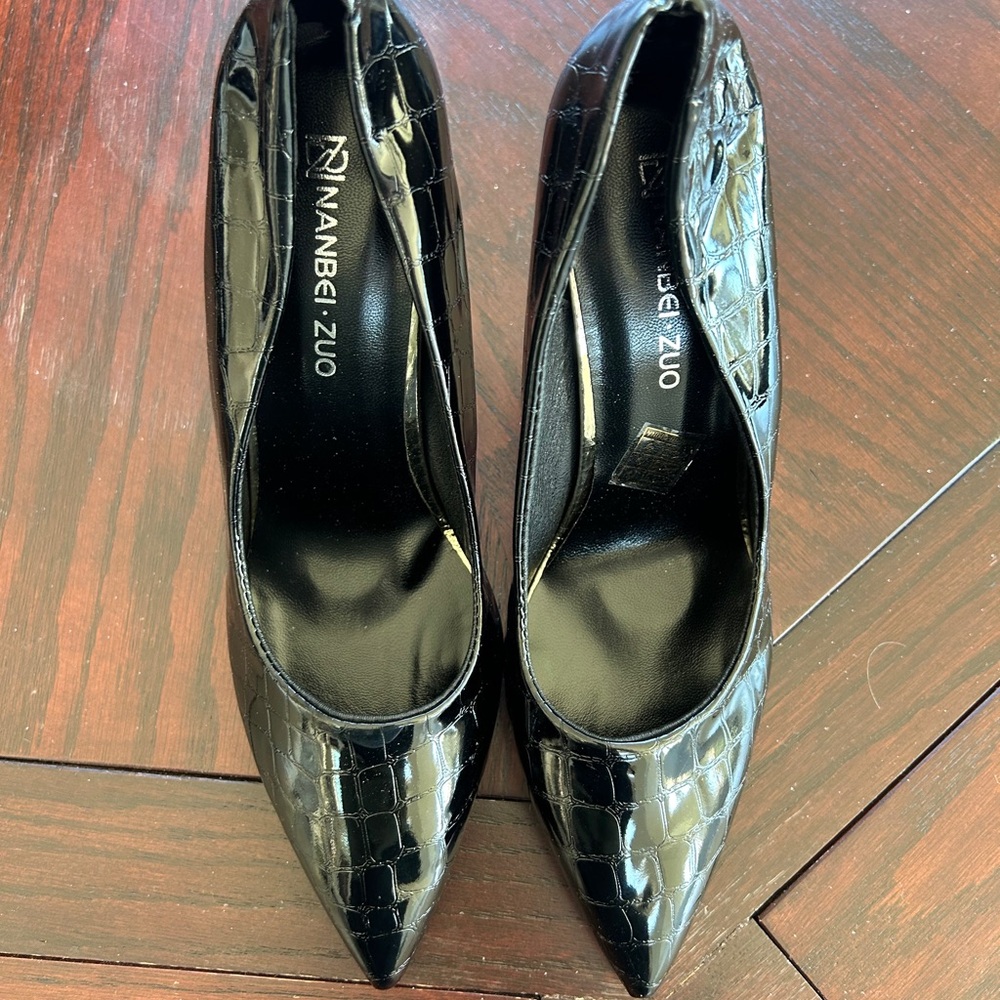 Black Croc-Embossed Pointed Toe Pumps